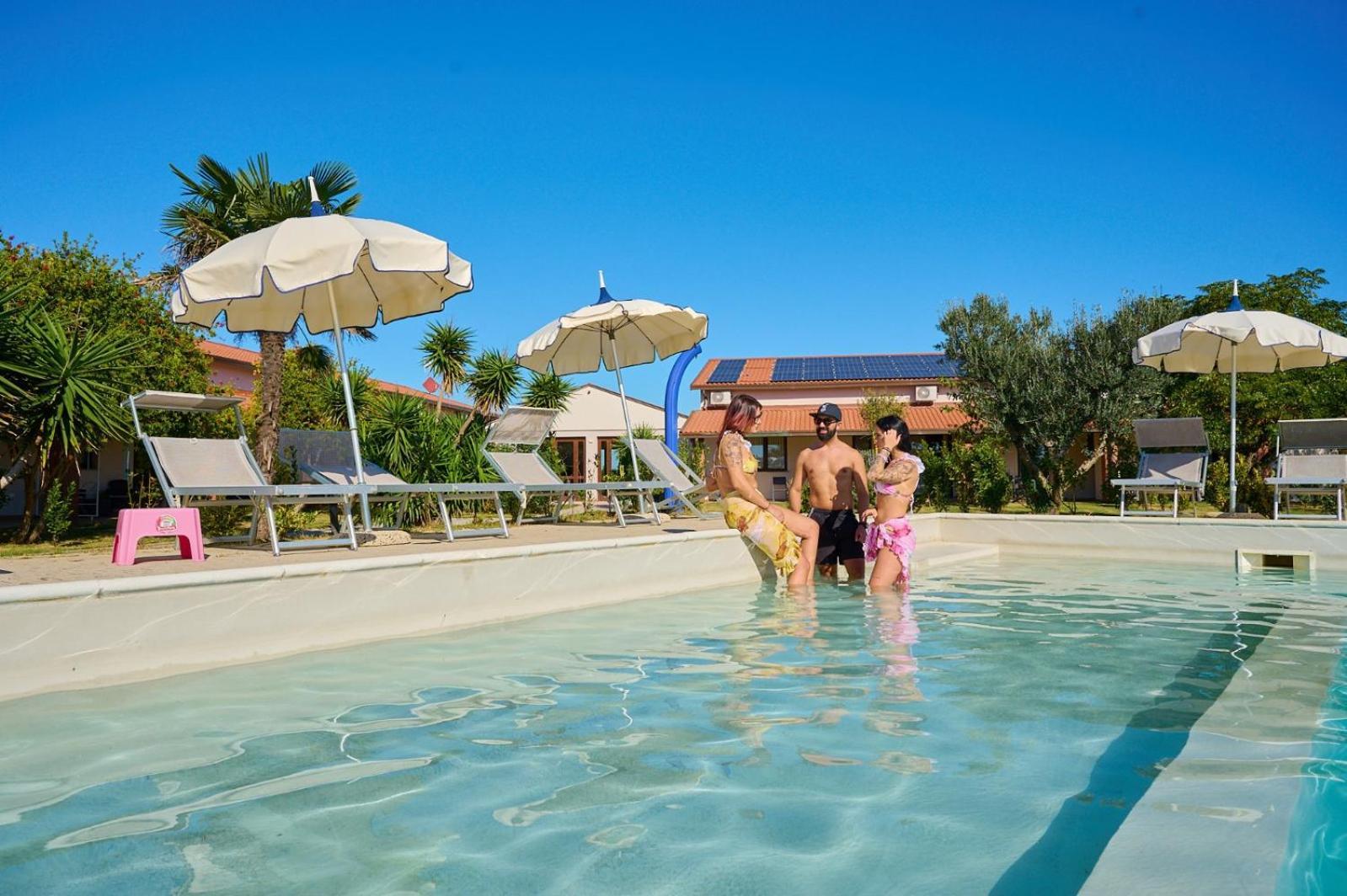 Delfino Tuscany Resort Marina di Cecina Exterior photo